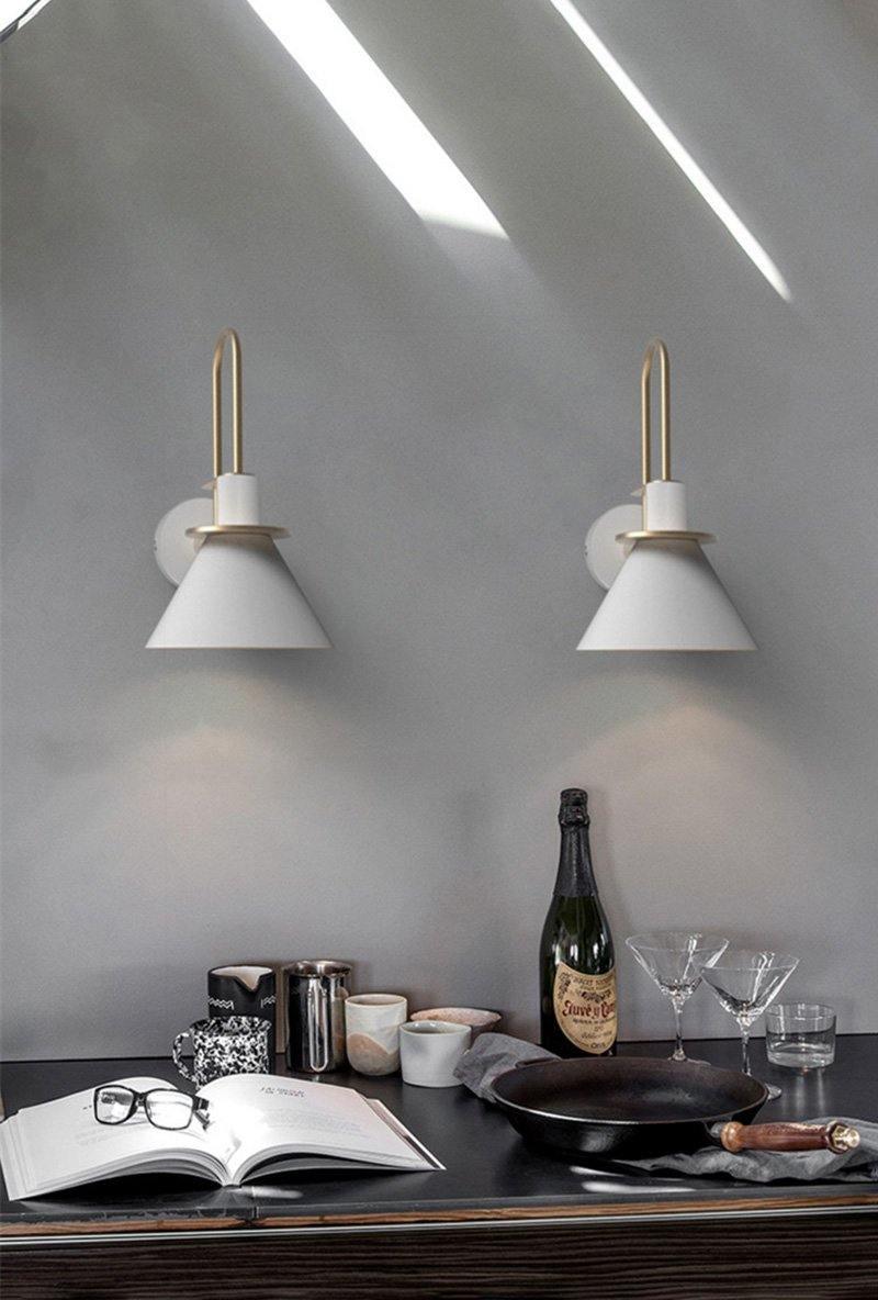 Solerine aplique de pared negro dorado minimalista