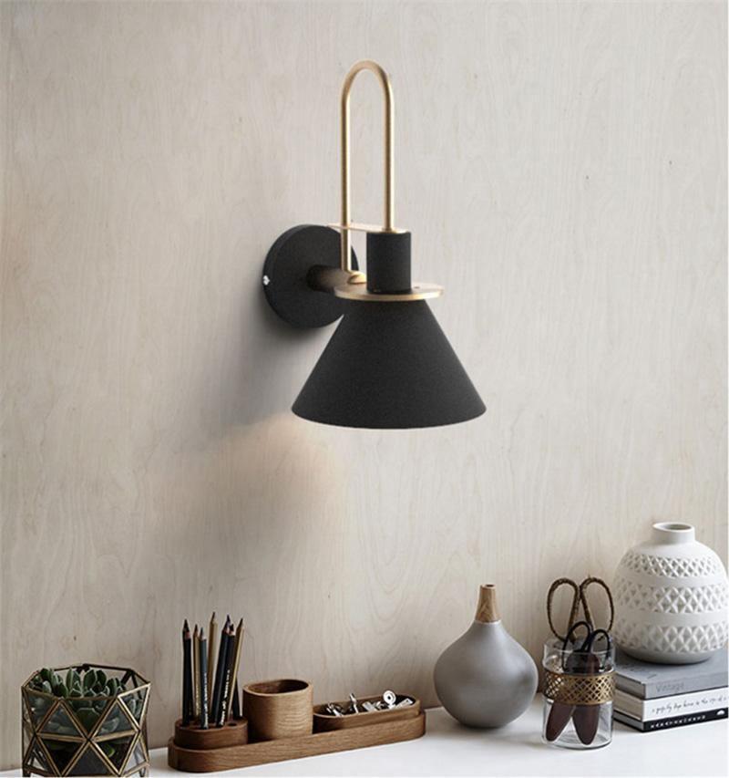 Solerine aplique de pared negro dorado minimalista