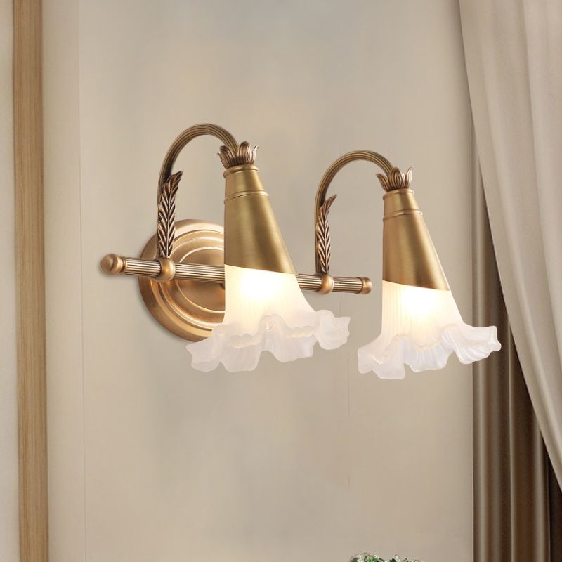 Ray Vintage Lily Flor Metal LED Aplique de Pared Dorado