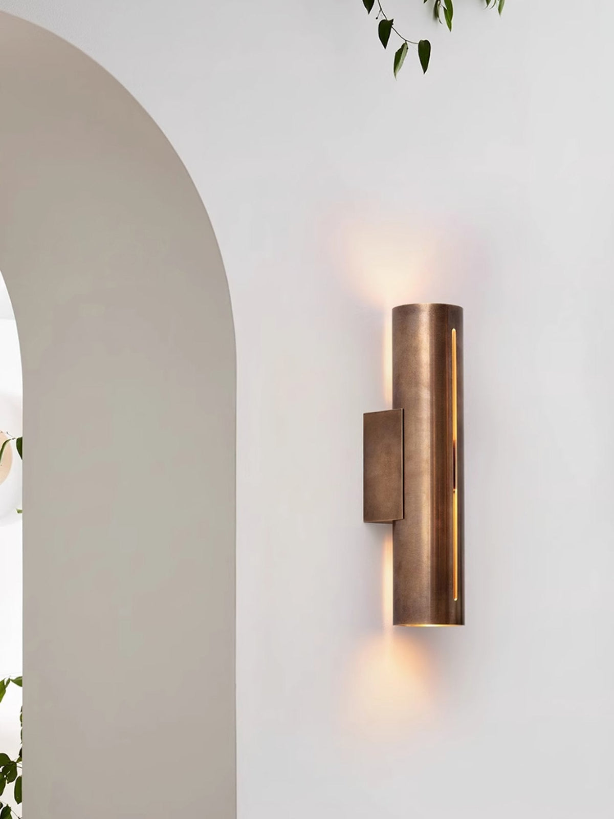 Avsilara aplique de pared moderno minimalista en latón con cilindro