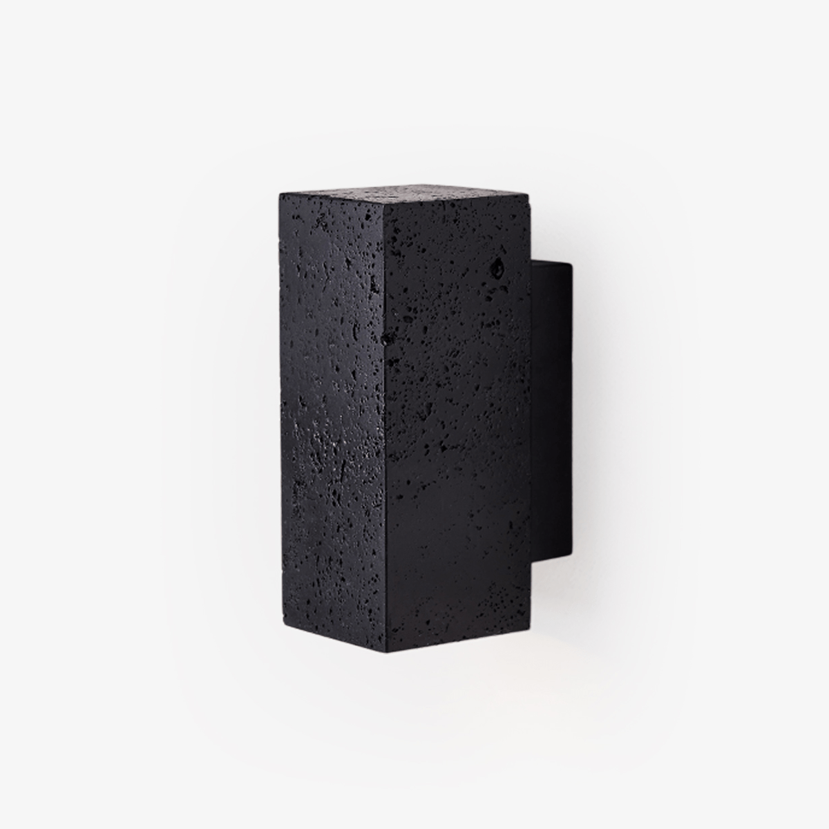 Ewan aplique de pared cuboide negro travertino