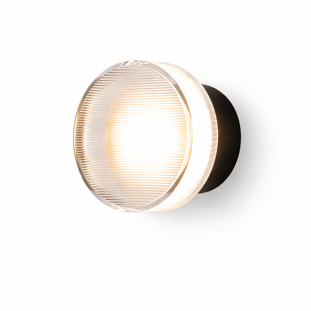 Noct aplique de pared con sombra de vidrio ribeteado