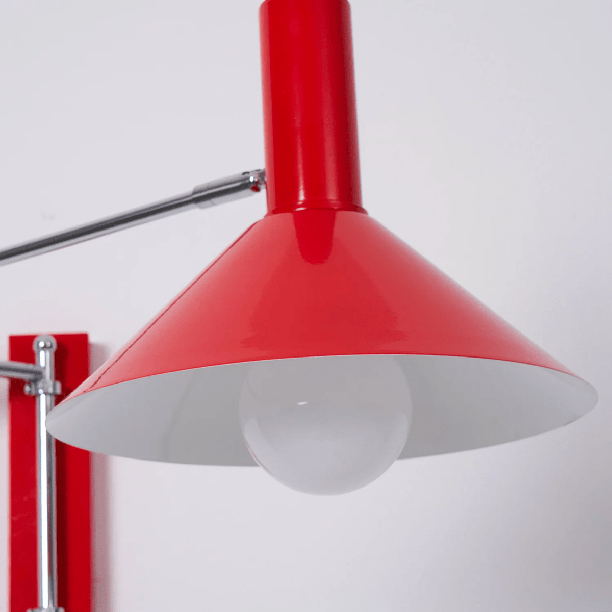 Aplique de pared Cone Swing Arm