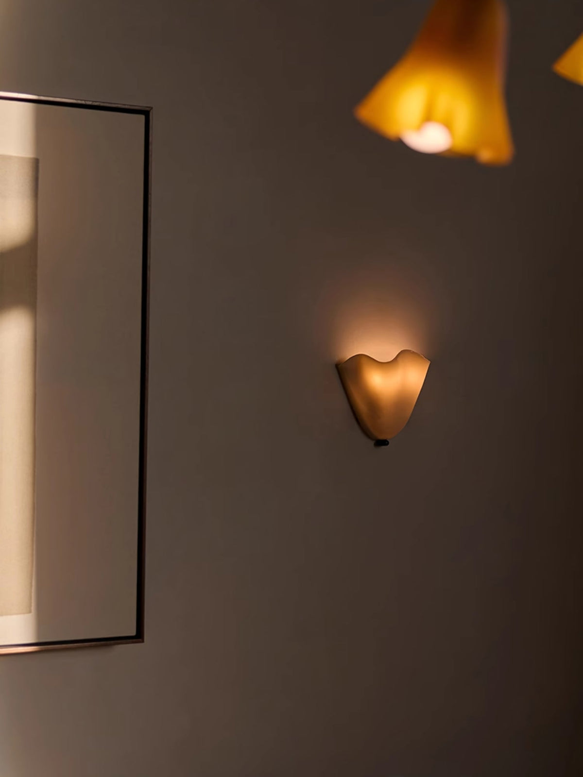 Renenielle aplique de pared con curvas suaves