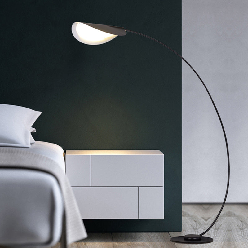Mira Moderna Geométrica Metal LED Lámpara de Pie Negra