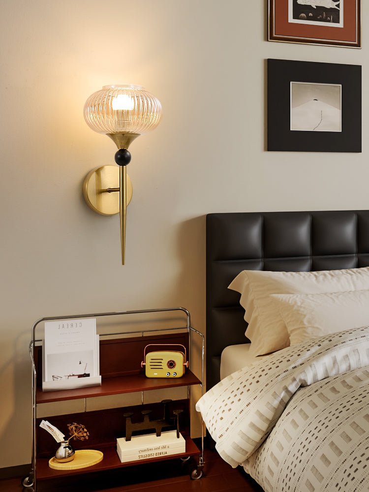 Thyr aplique de pared con relieve
