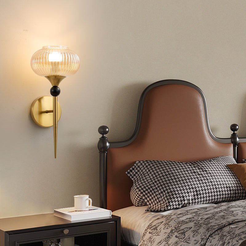 Thyr aplique de pared con relieve