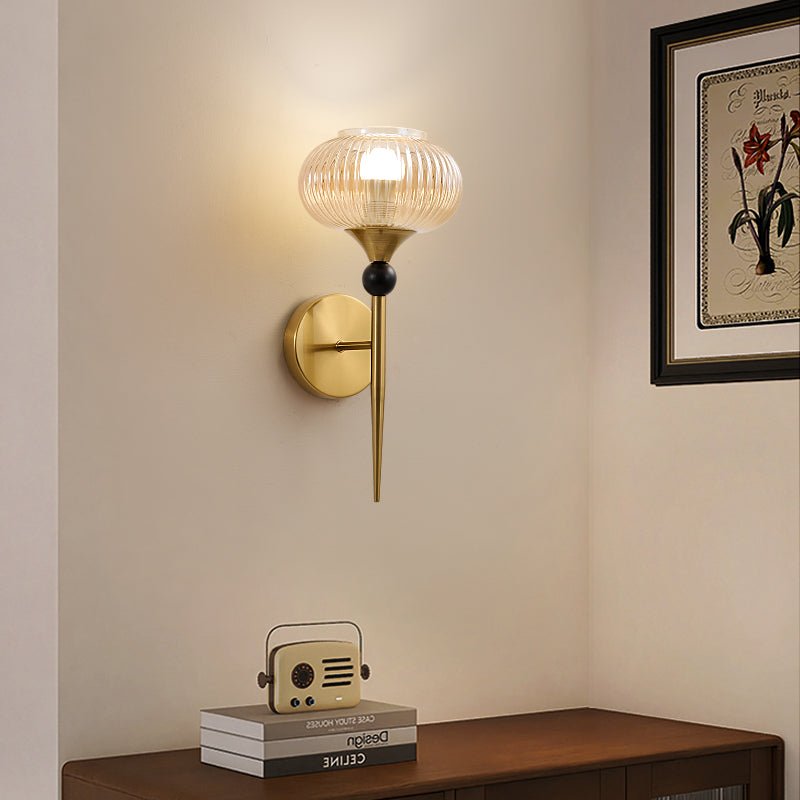 Thyr aplique de pared con relieve