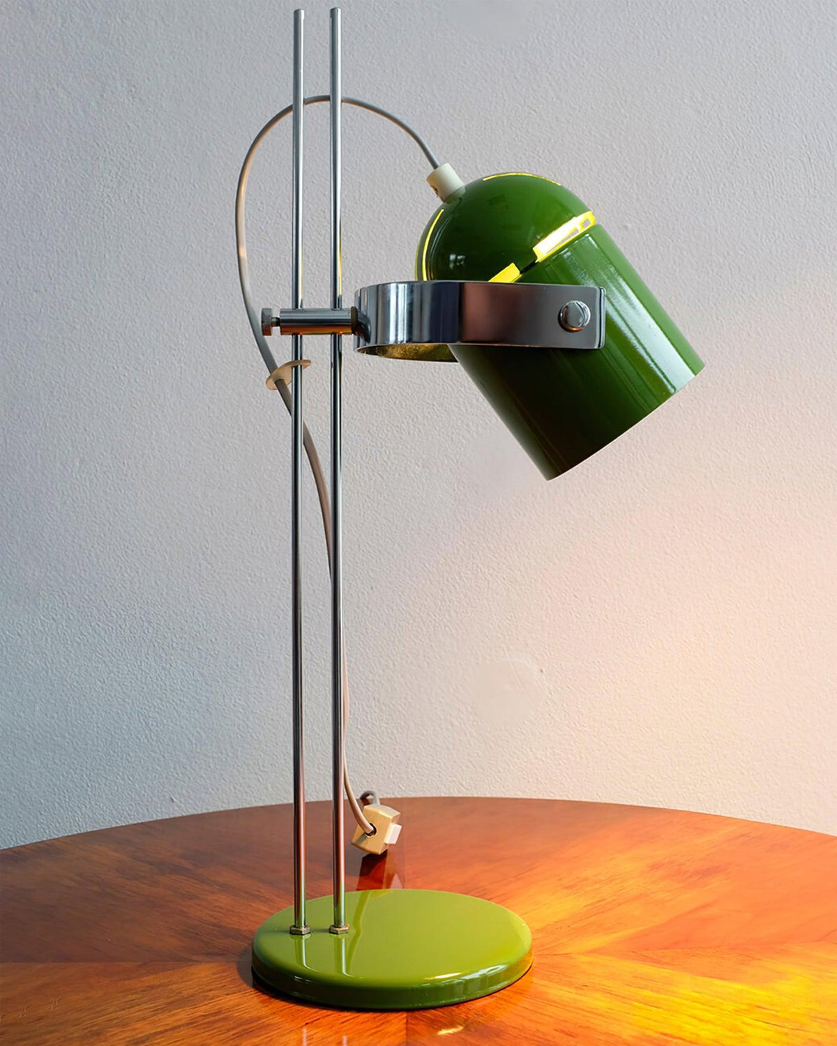 Kerion lámpara de mesa industrial