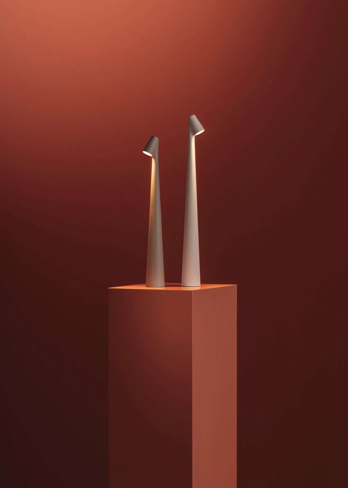 Nirerora lámpara de mesa de acrílico minimalista