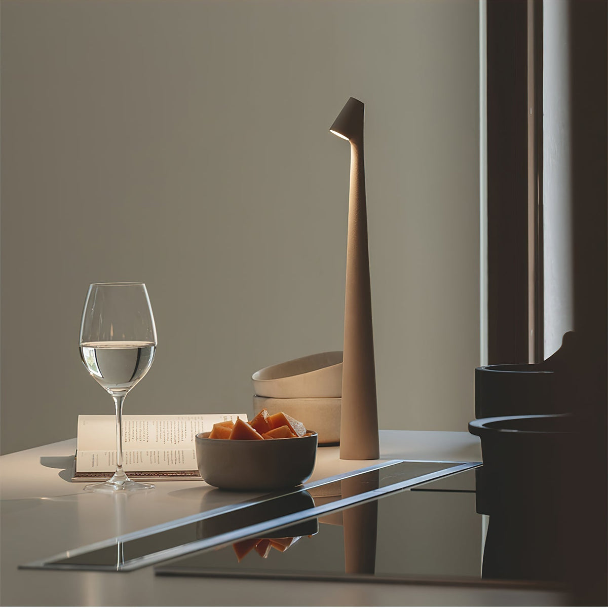 Nirerora lámpara de mesa de acrílico minimalista
