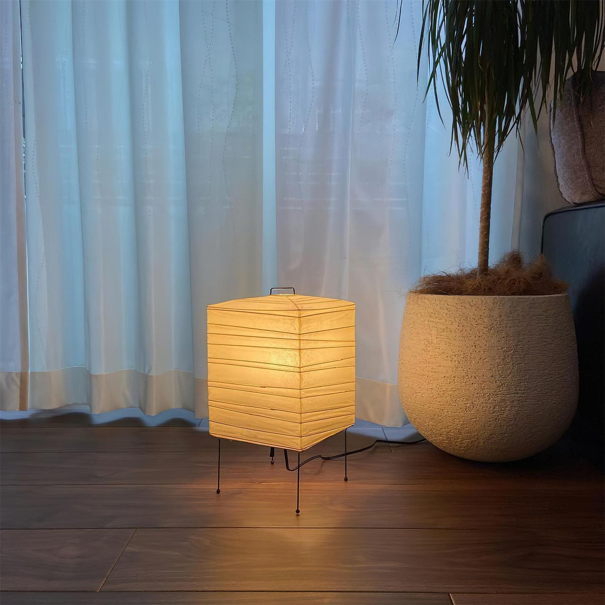Tavina lámpara de mesa