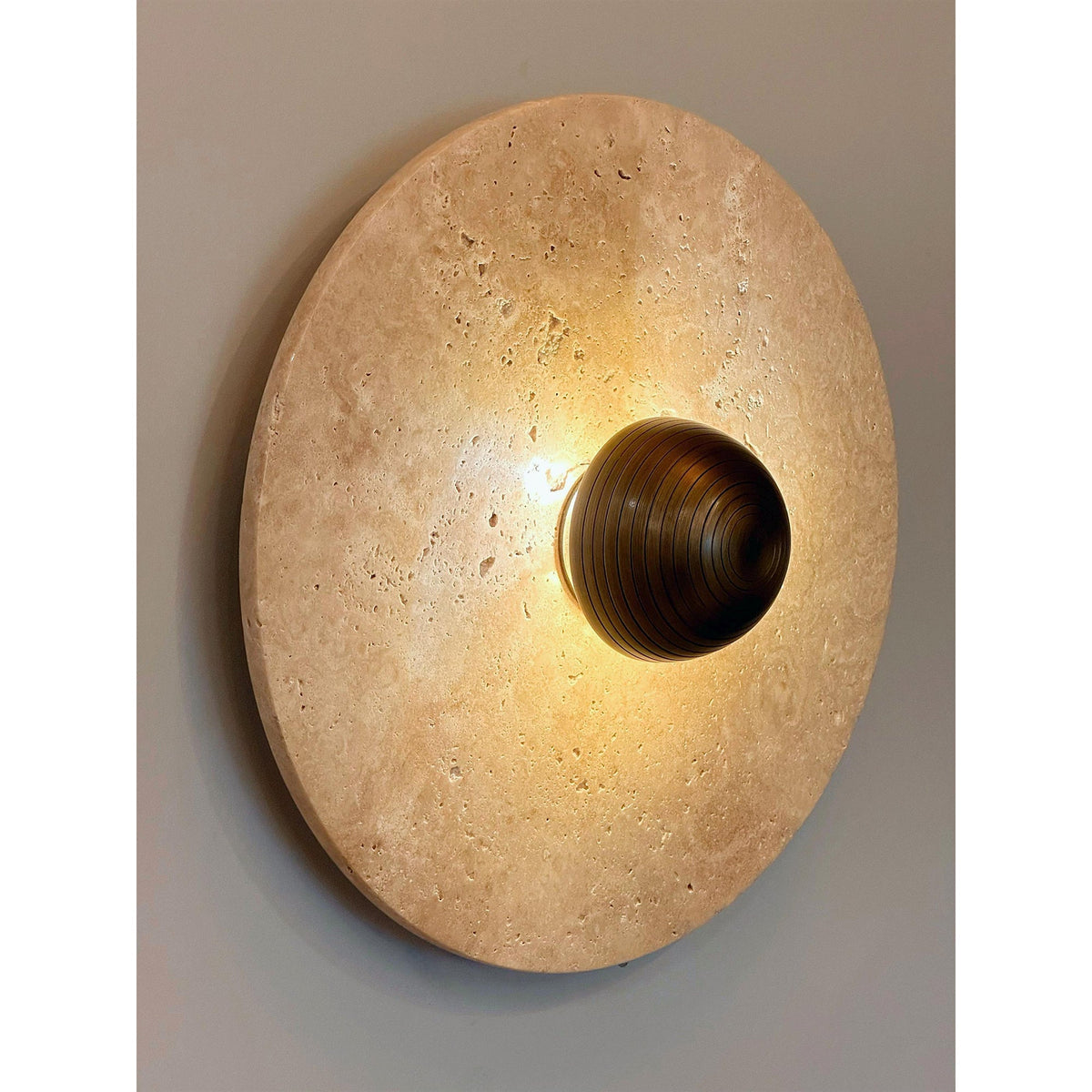 Orinthia aplique de pared