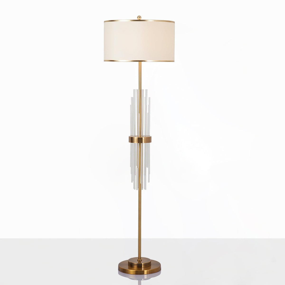 Regalian lámpara de pie con tejido contemporáneo