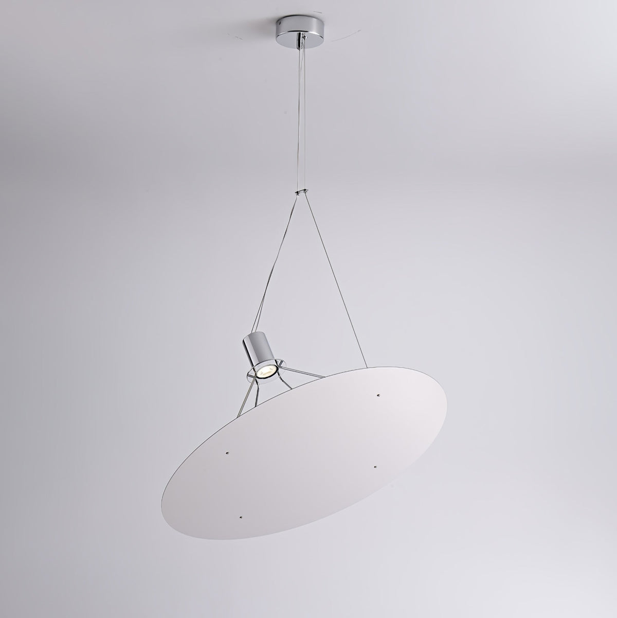 Brio lámpara colgante minimalista de acero