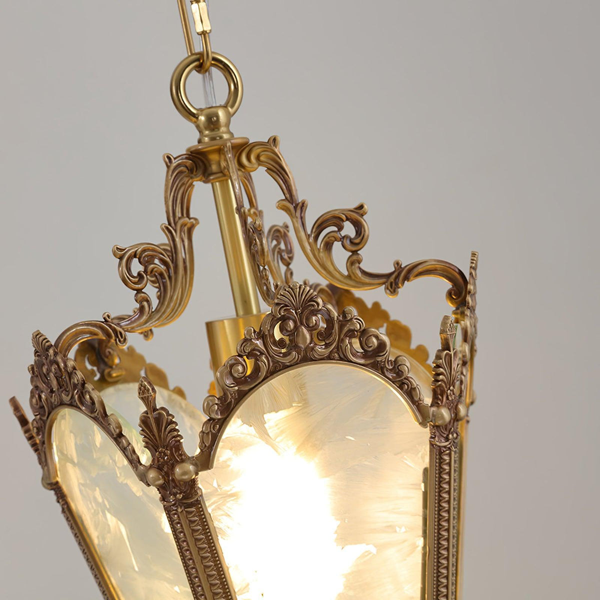 Auririelle lámpara colgante de latón estilo Imperio antiguo y elegante