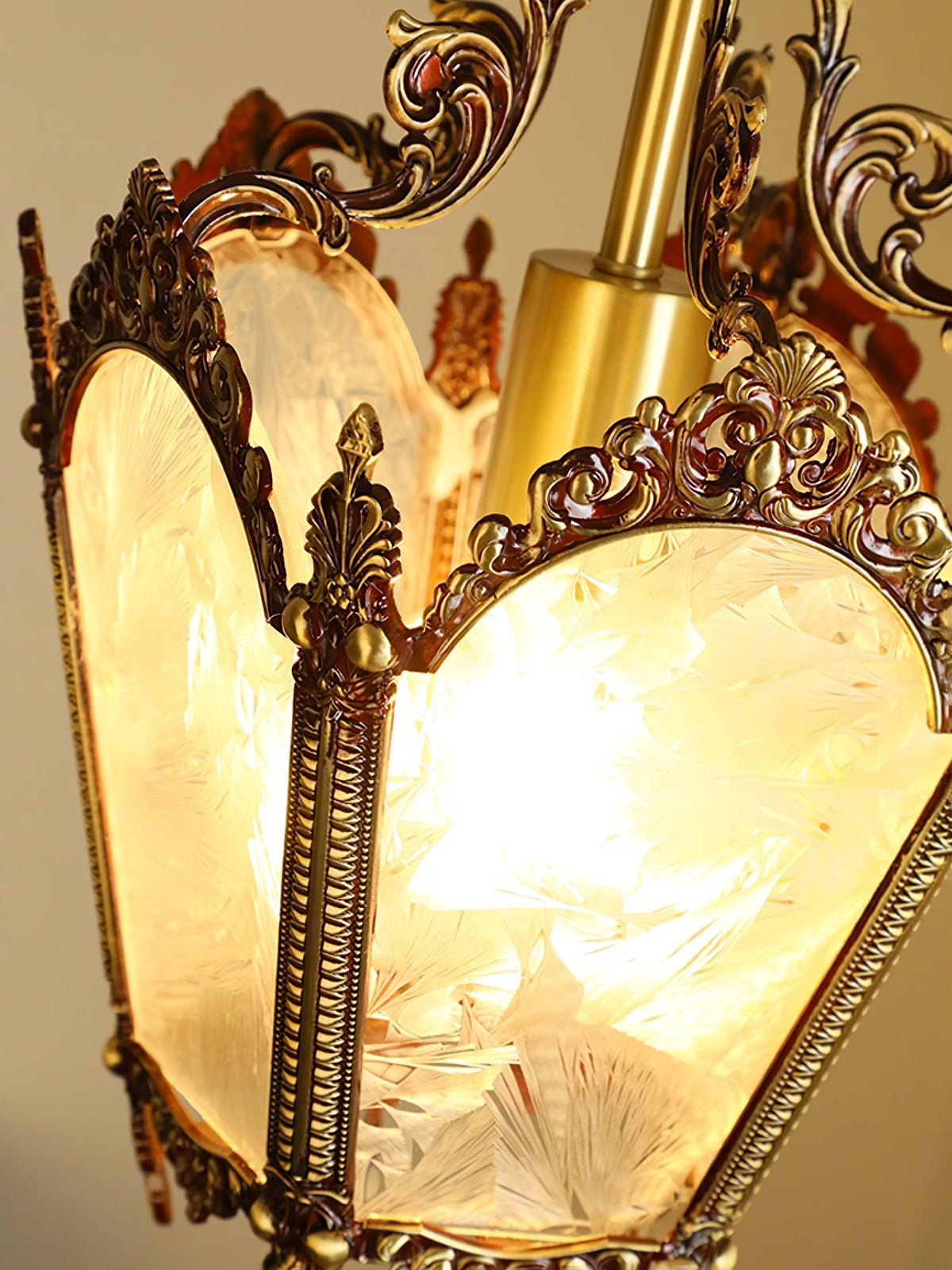Auririelle lámpara colgante de latón estilo Imperio antiguo y elegante