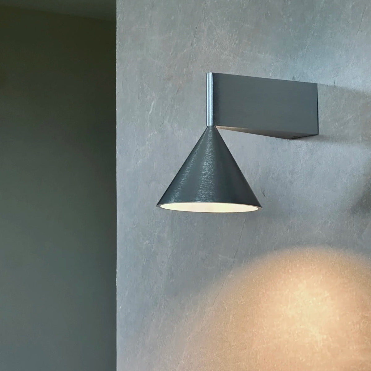 Rivarise aplique de pared Veyr