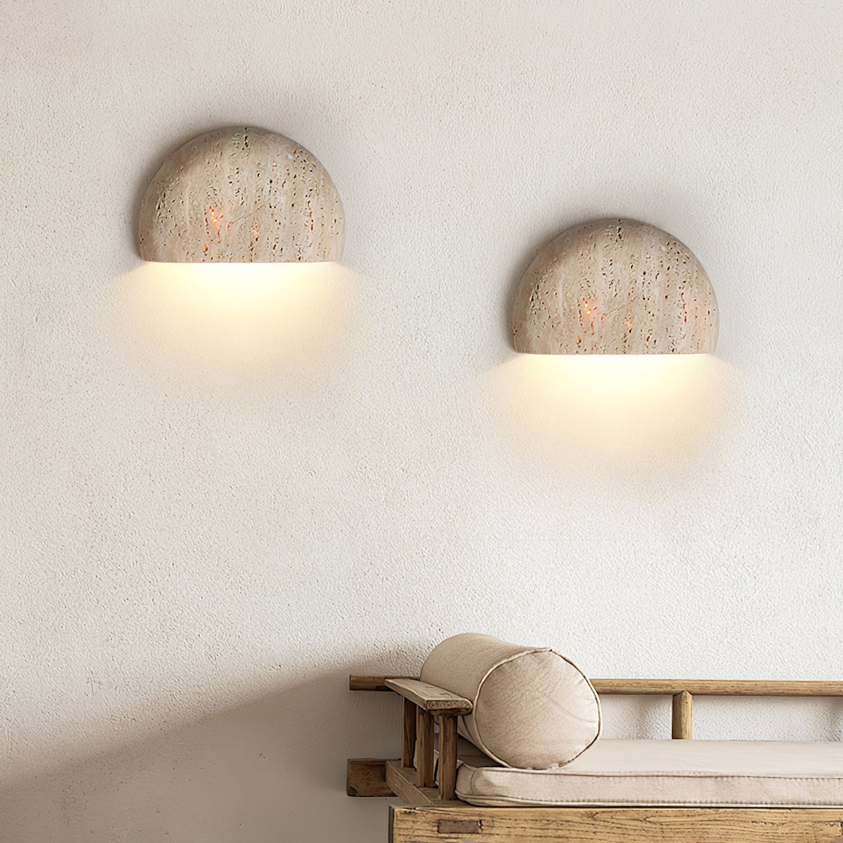 Armarel aplique de pared Half Moon de travertino