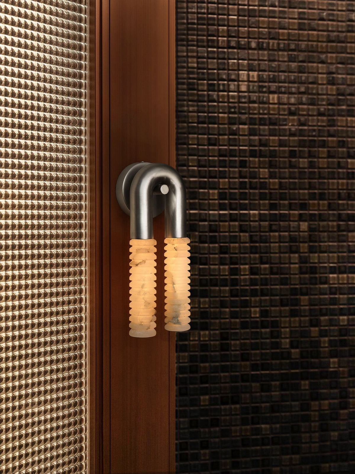Talbe alabastro Arc Ridge aplique de pared moderno