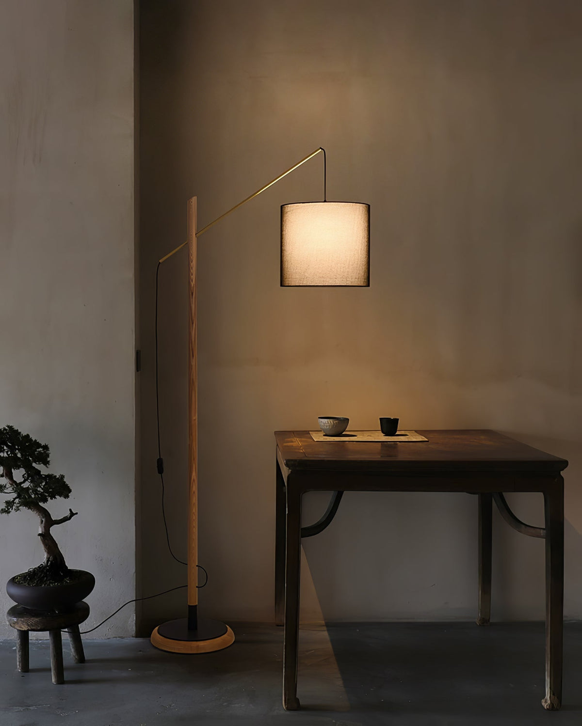 Nyvariol lámpara de pie minimalista de madera