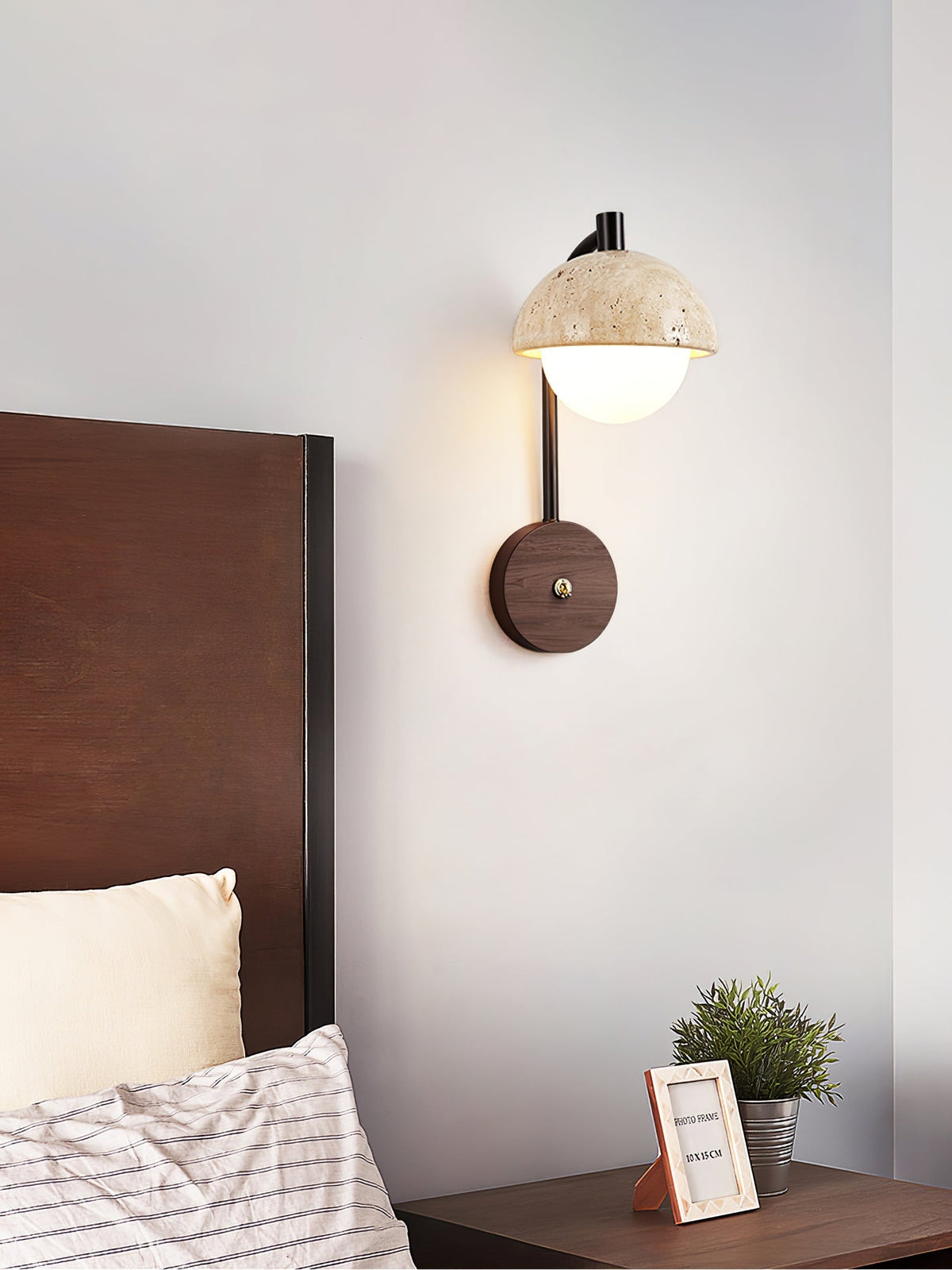 Ormaren aplique de pared en travertino