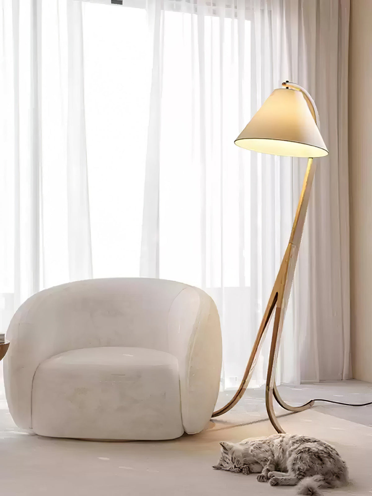 Udorila lámpara de pie curva de madera