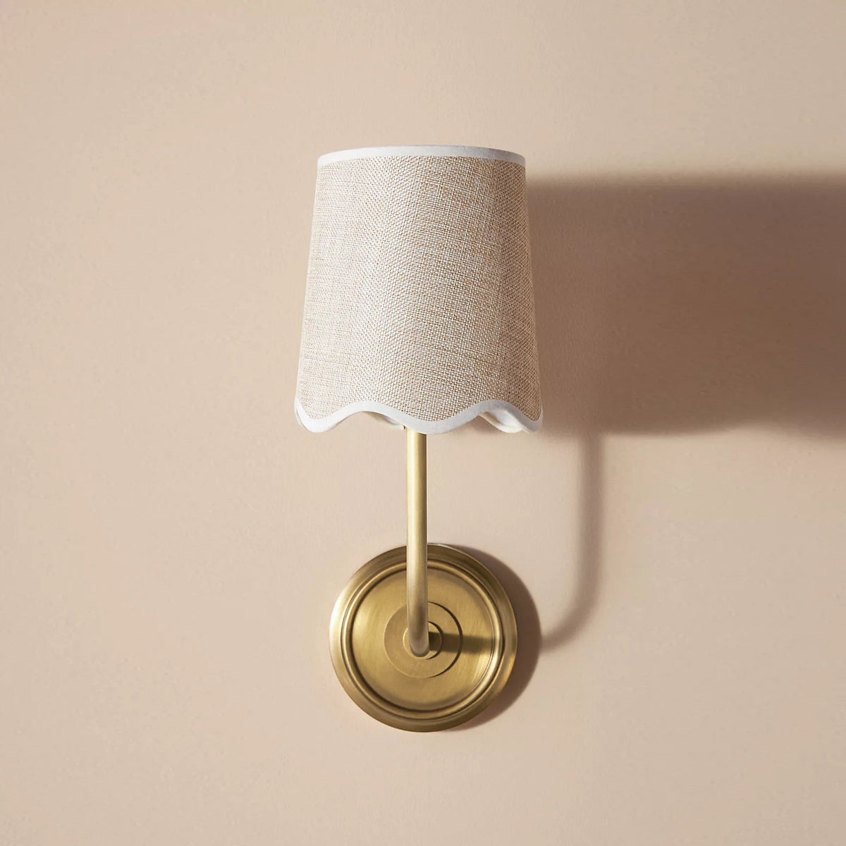 Sifuvyo aplique de pared moderno minimalista de tela y metal