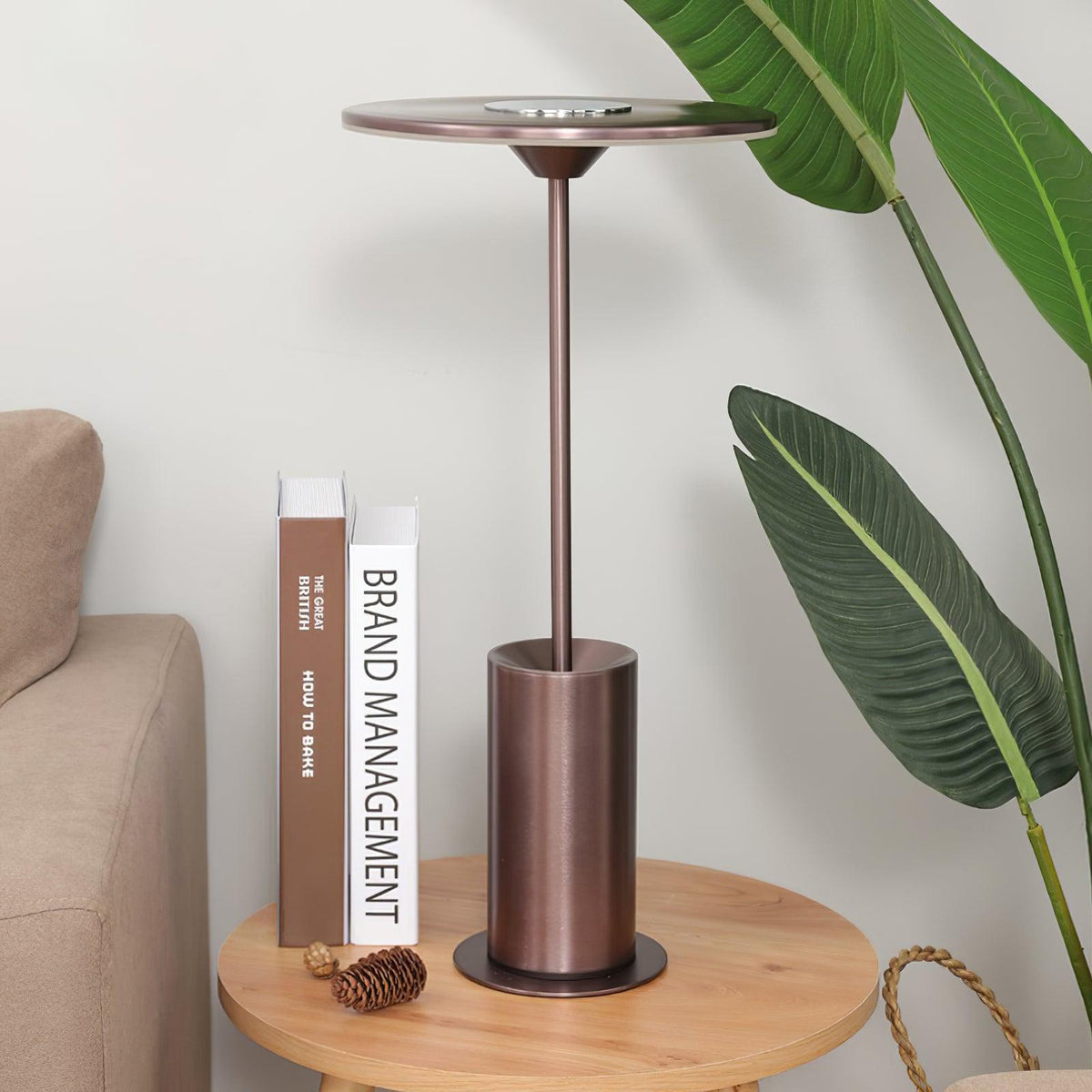 Feralielle lámpara de mesa minimalista de acero