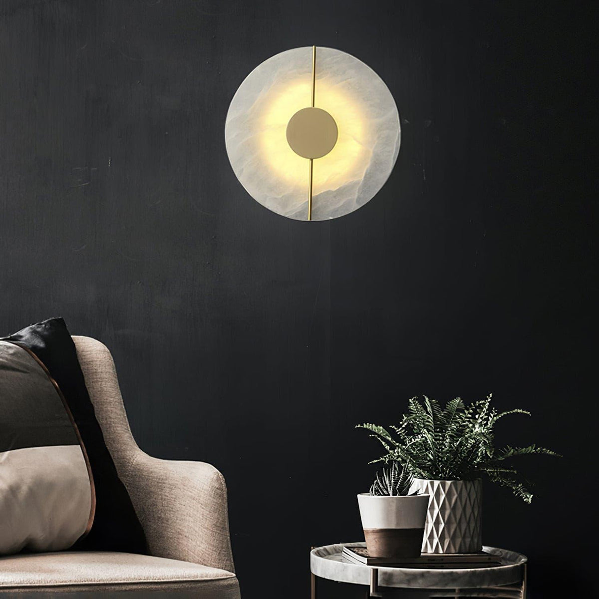 Citheira aplique de pared minimalista en alabastro