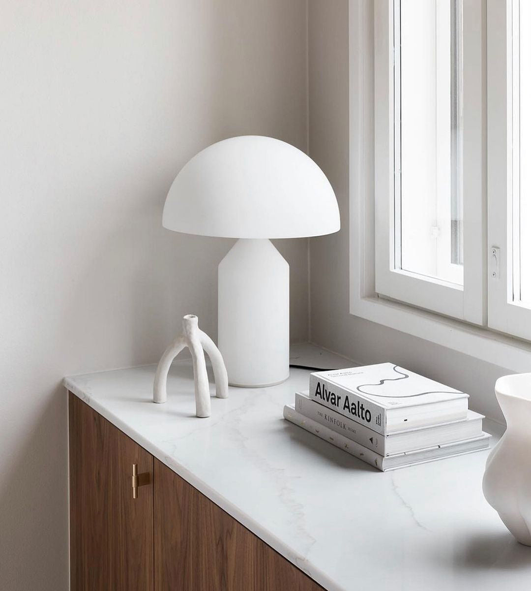 Selisina lámpara de mesa industrial minimalista