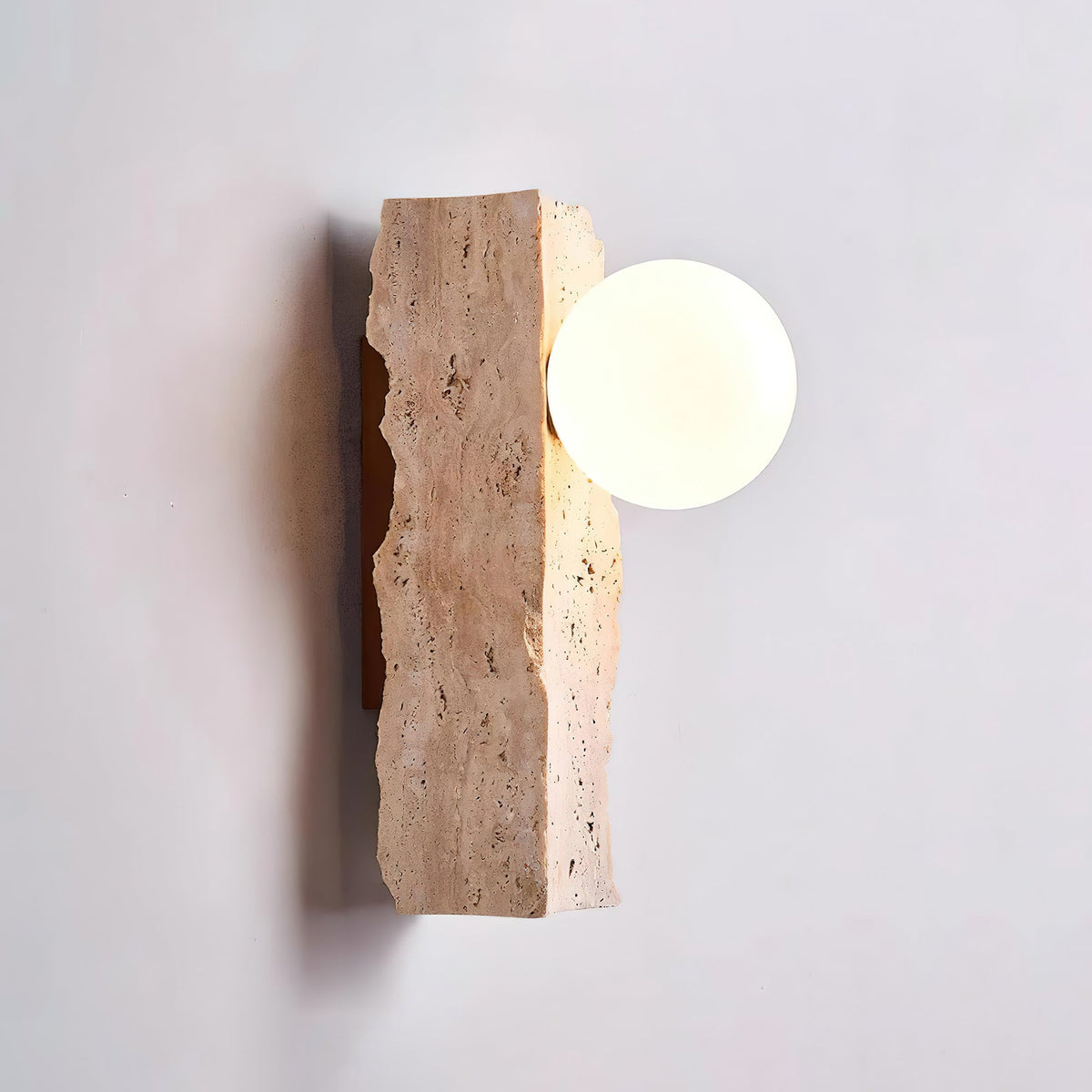 Tavivelia aplique de pared con cuerpo de travertino y sombra de vidrio