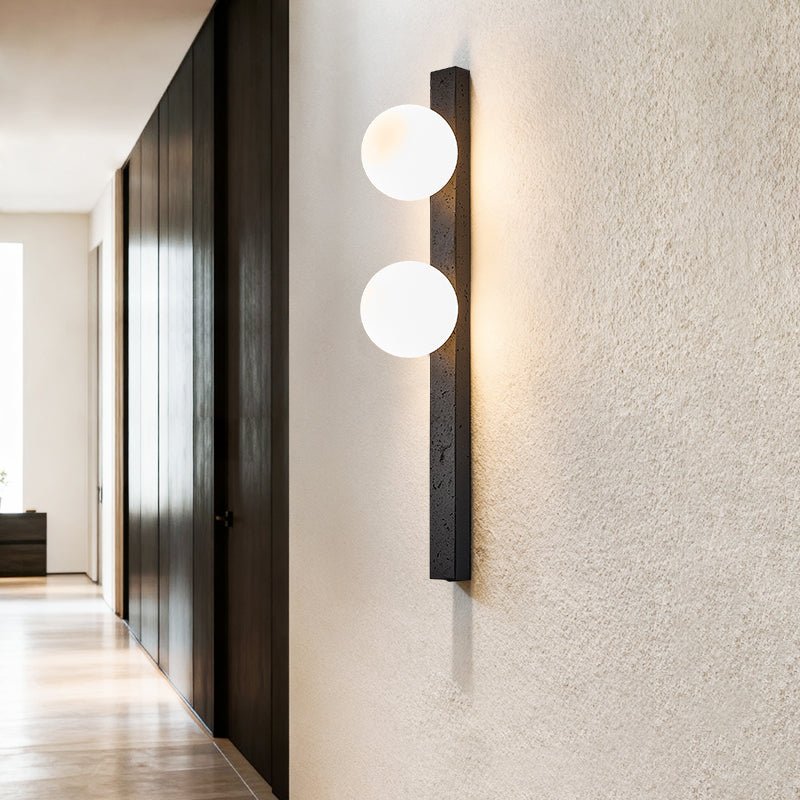 Zoshaira aplique de pared con globo negro y travertino