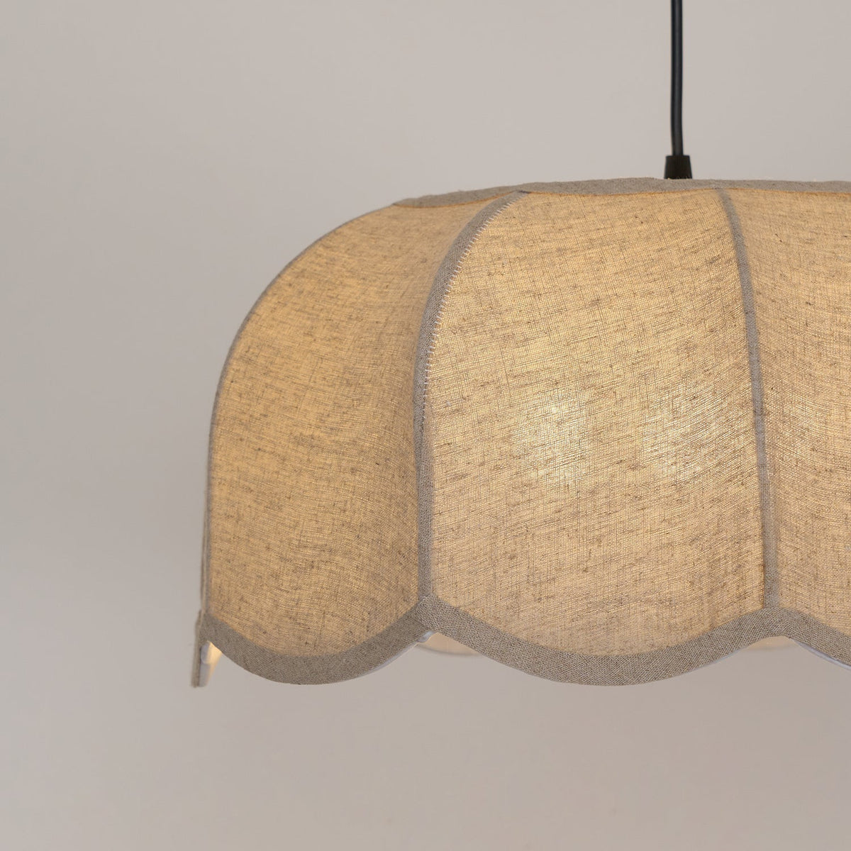 Linoaya lámpara colgante rústica con tejido beige