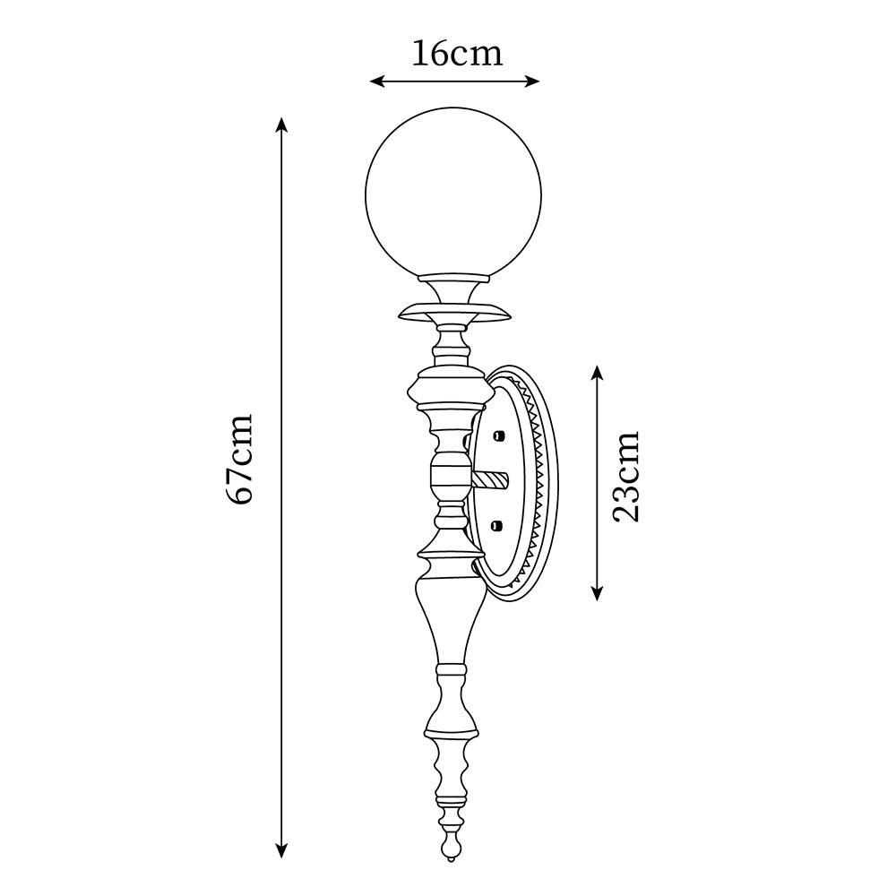 Aplique de pared con cuerpo esculpido en latón y pantalla esférica clásica y elegante esfera