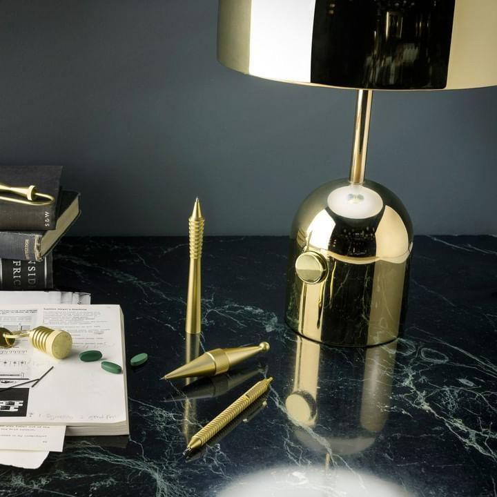 Ames de lujo Bell Table Light