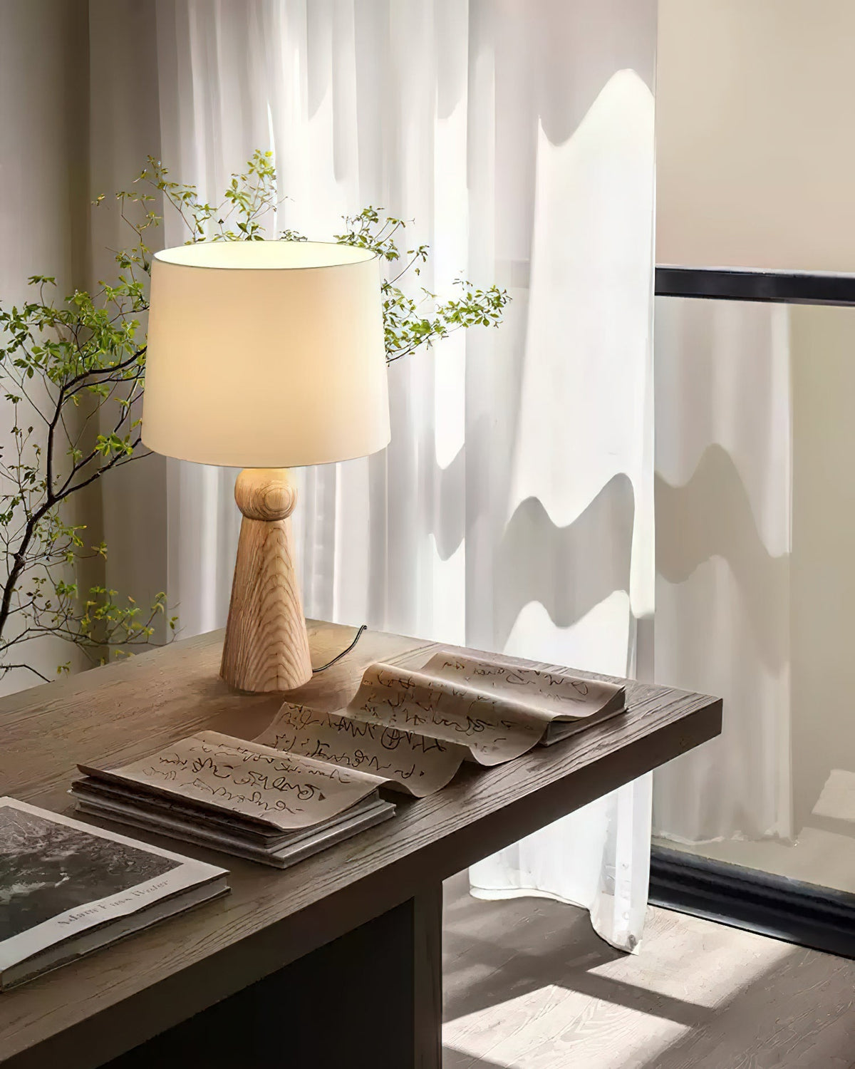 Lioria lámpara de mesa de madera y tejido