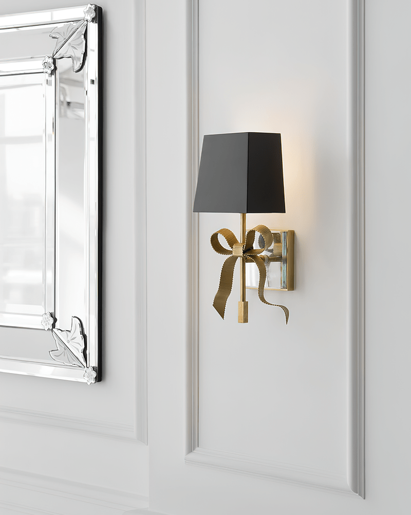 Veskin aplique de pared con corbata