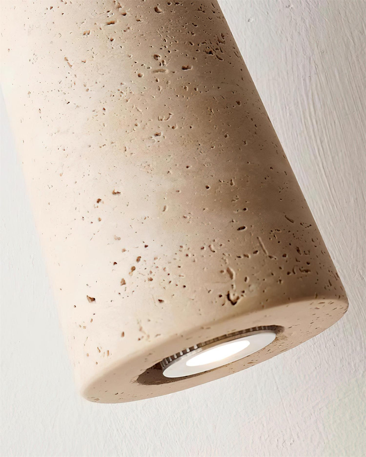 Nolira lámpara colgante de madera con pantalla de travertino natural