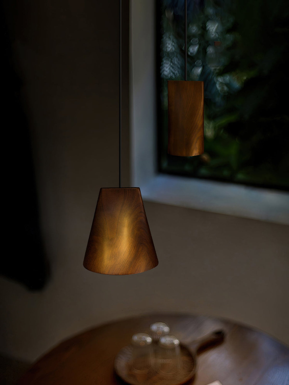 Ivarara lámpara colgante asimétrica de madera