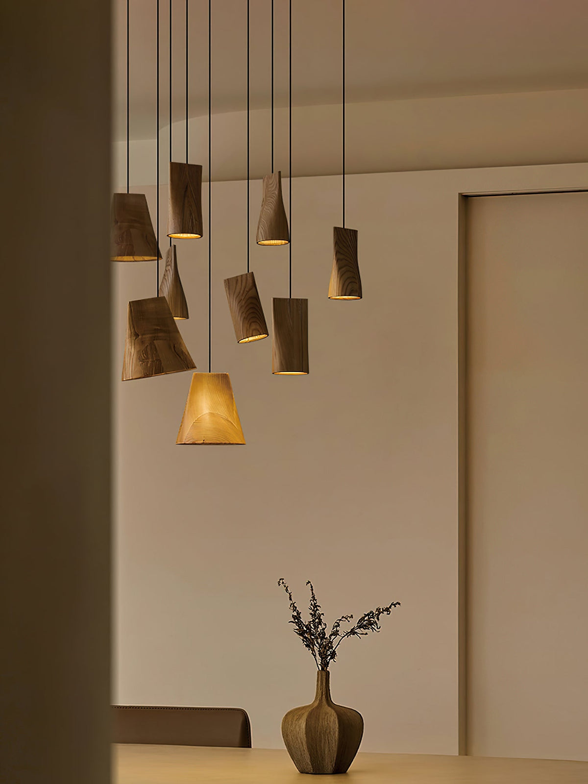 Ivarara lámpara colgante asimétrica de madera