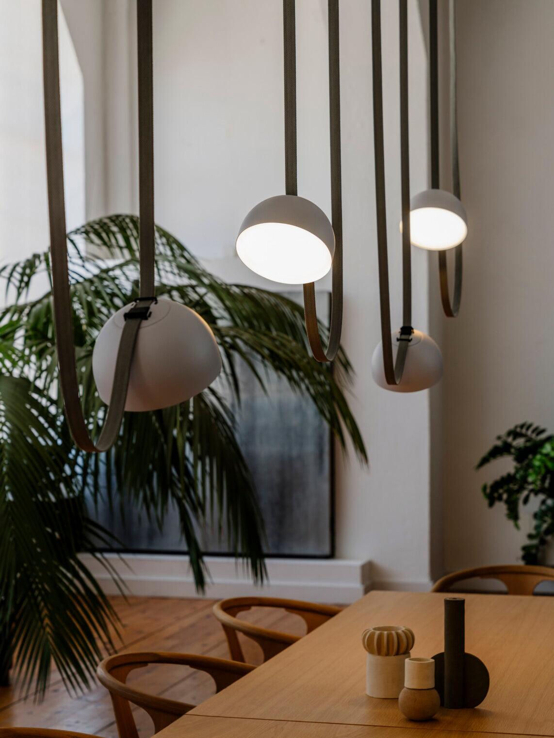 Elarok lámpara colgante moderna minimalista de cuero