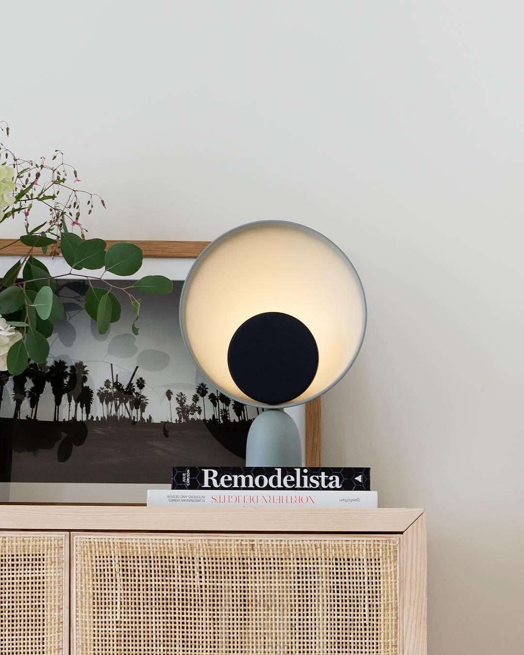 Prynd lámpara de mesa moderna