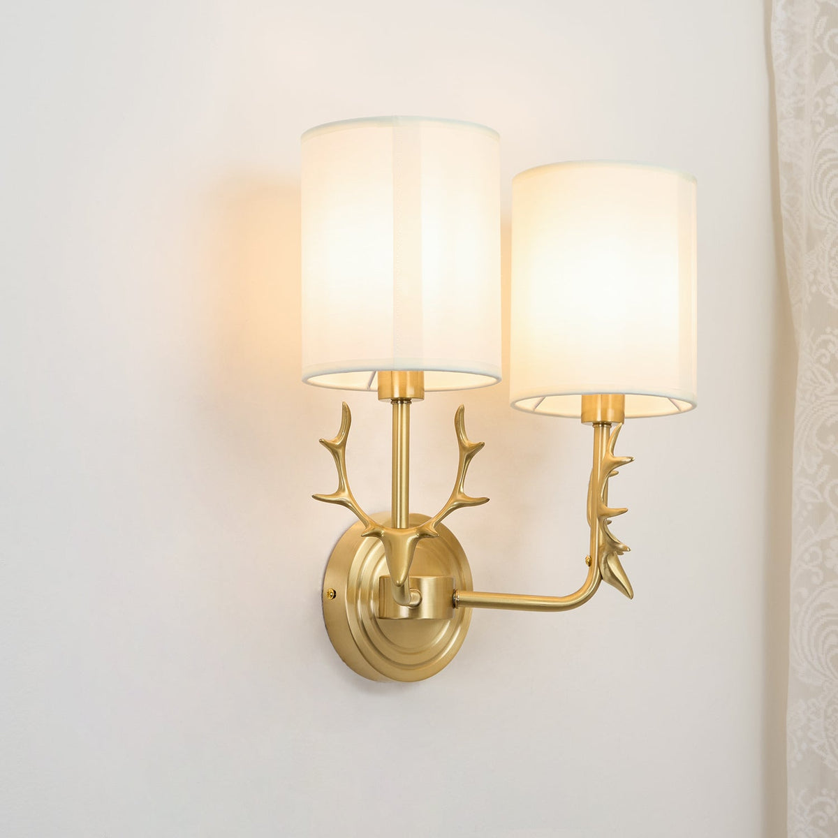 Auriviella aplique de pared elegancia Cabeza de ciervo latón