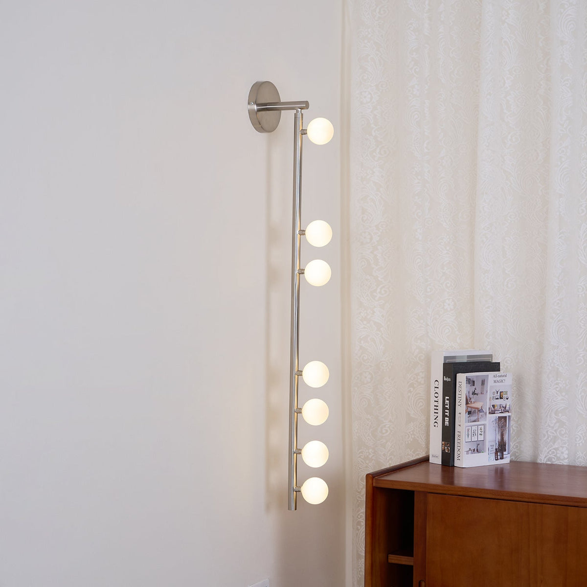 Rory aplique de pared moderno minimalista de tubo en latón y vidrio