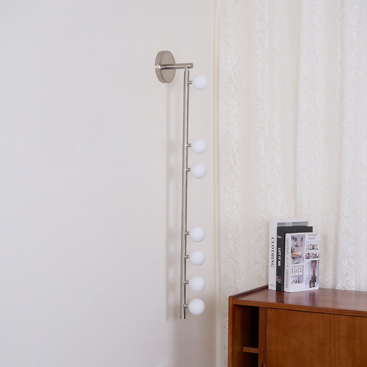 Rory aplique de pared moderno minimalista de tubo en latón y vidrio