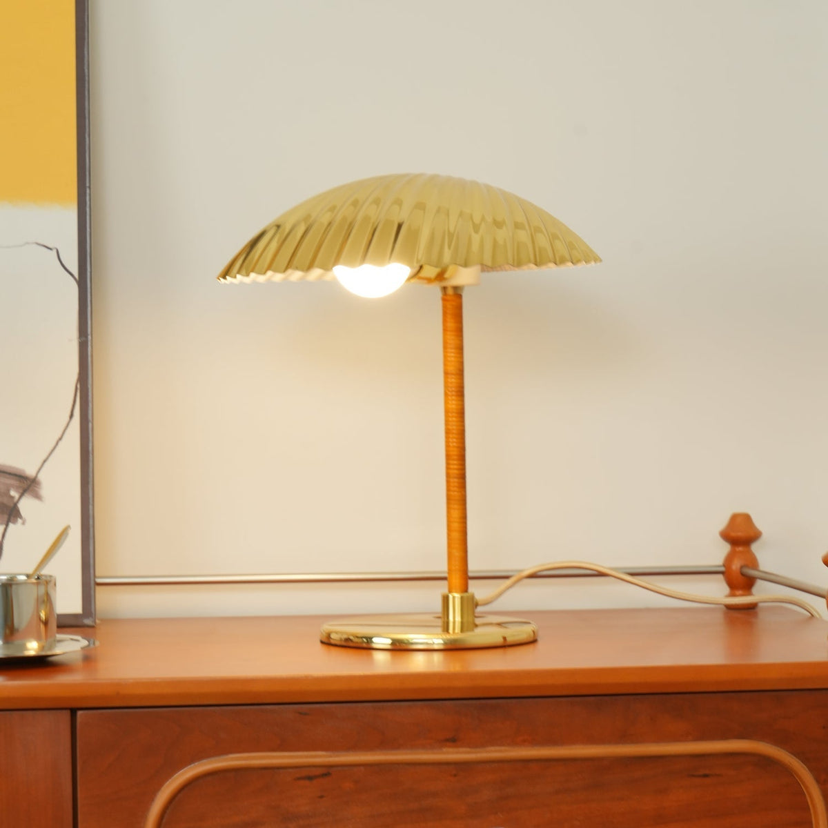 Zorare lámpara de mesa de latón glam