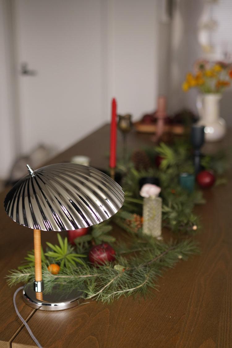 Zorare lámpara de mesa de latón glam