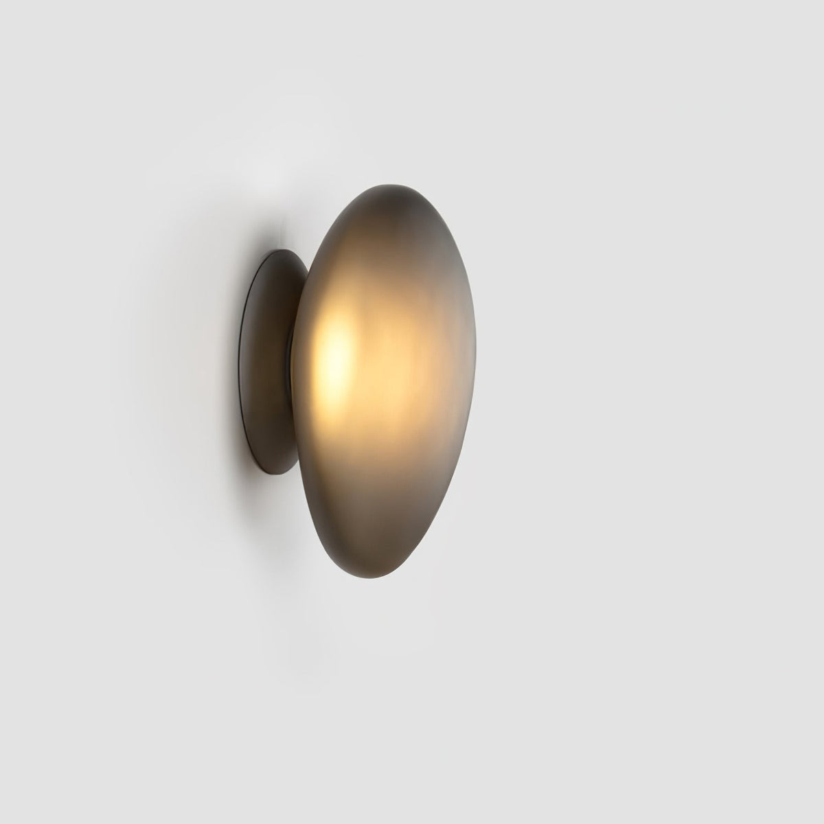 Eirinina aplique de pared con vidrio