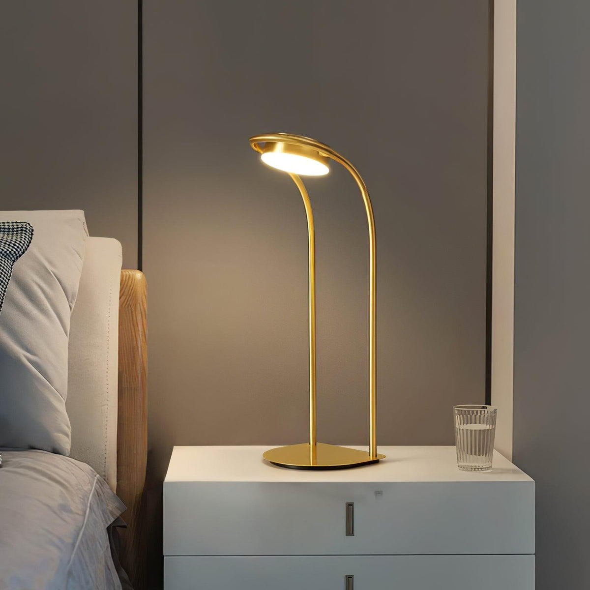 Rivarette lámpara de mesa minimalista